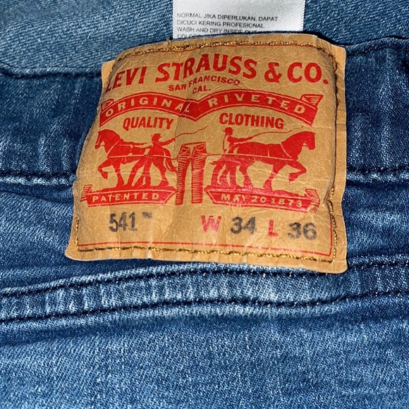 Men’s 541 Levi’s 34” by 36” - Picture 4 of 7